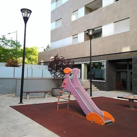 Luxury Flat, 3 Bedrooms, 2 Bathrooms And Swimming Pool Next To The Beach!! Appartement Sant Adria de Besos